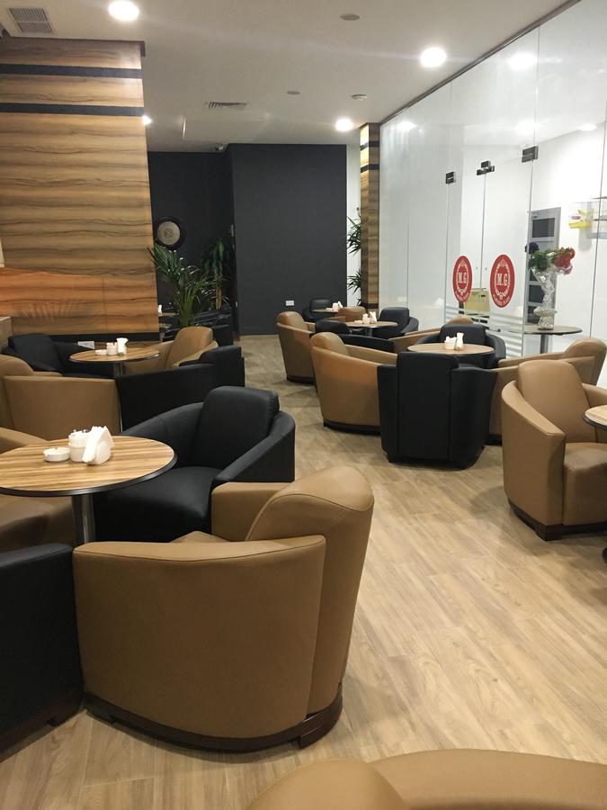 Al Muhanna Plaza Luxury Apartments Kuwait City Bagian luar foto