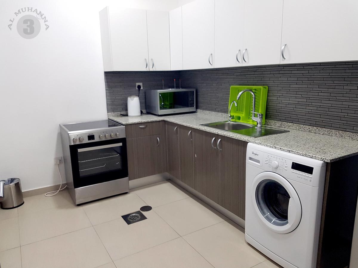 Al Muhanna Plaza Luxury Apartments Kuwait City Bagian luar foto